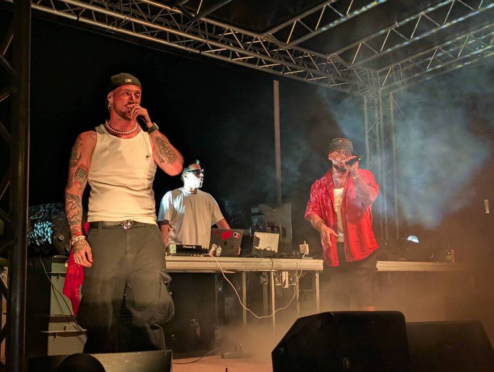 Rock the Jungle - Tormento, Otr e Mofo