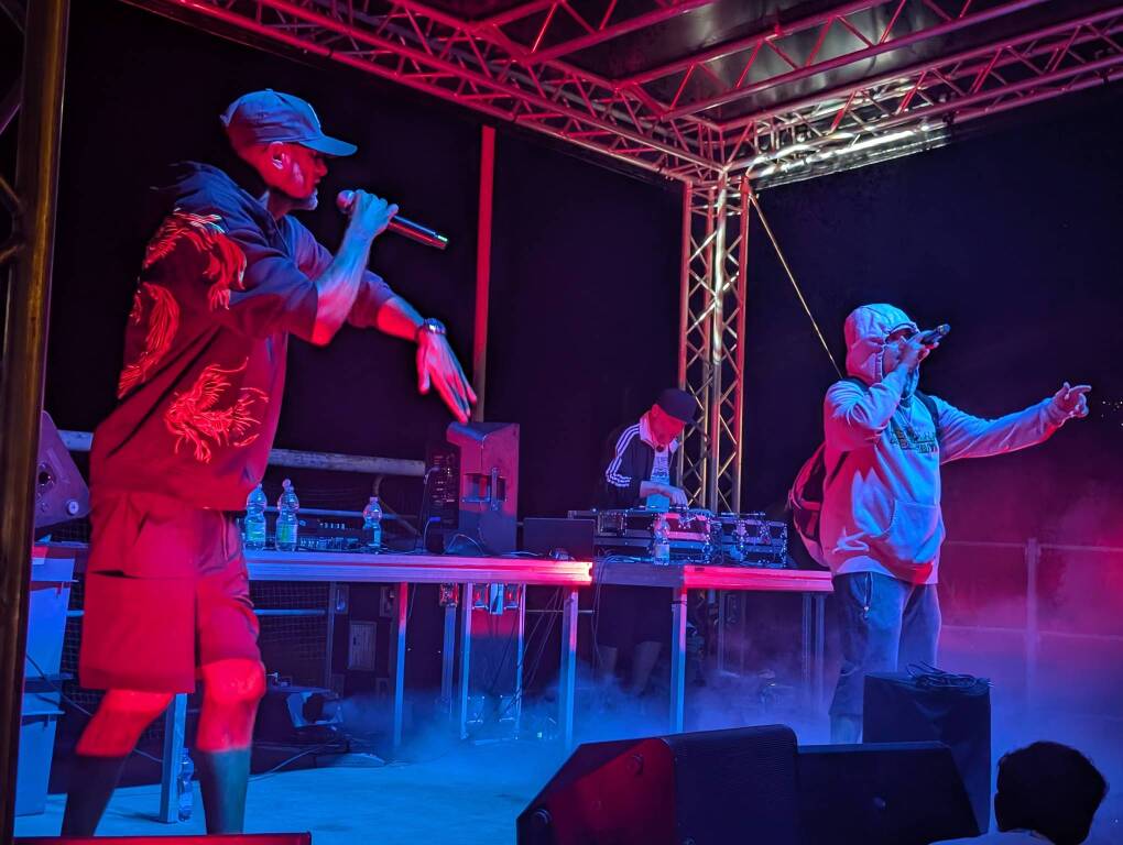Rock the Jungle - Tormento, Otr e Mofo