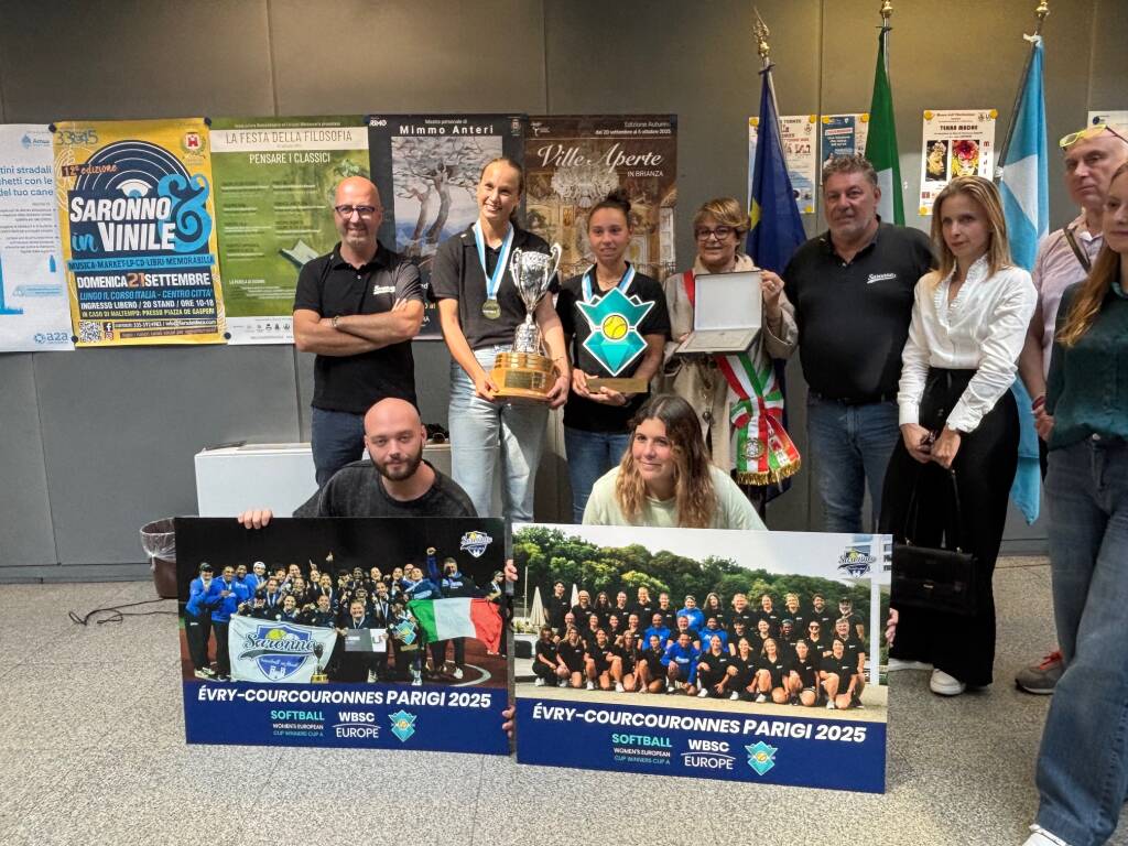 Saronno - La Coppa delle Coppe al Comune