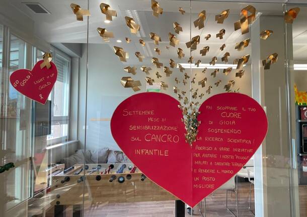 Fiocchi d’oro a Varese per la ricerca e la sensibilizzazione sul cancro pediatrico