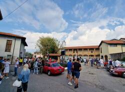 Sfilata auto storiche Crosio Della Valle