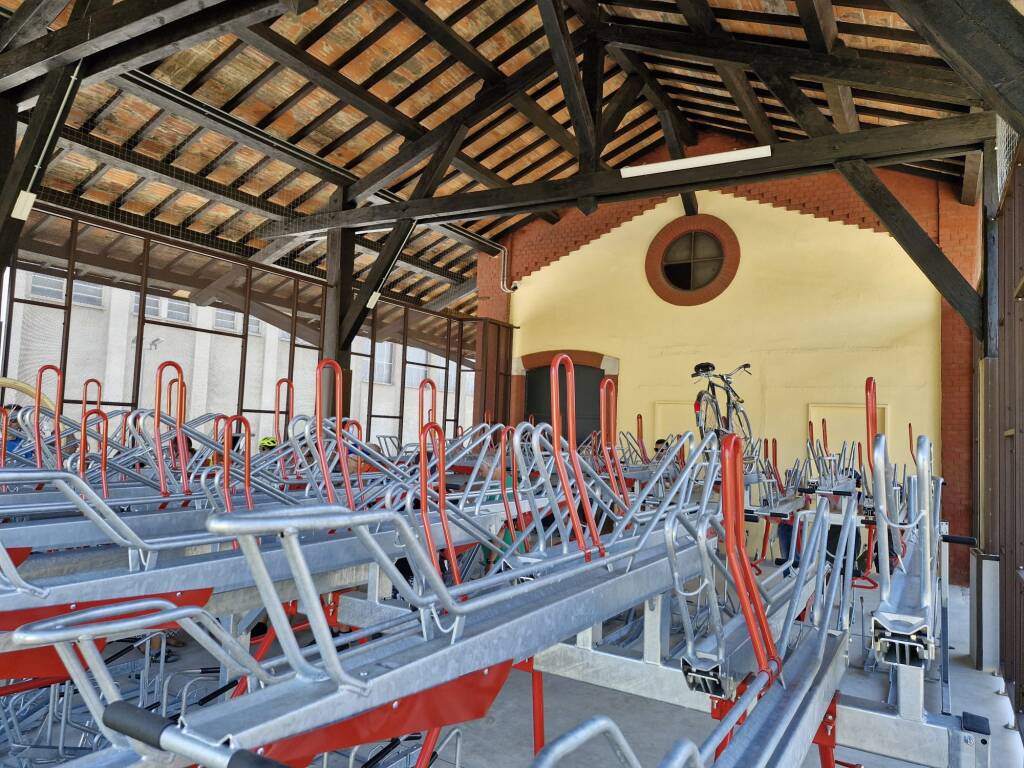 Taglio del nastro per la nuova velostazione di Legnano