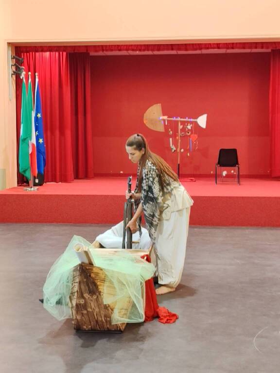Un tè nel deserto teatro gaza Olgiate 