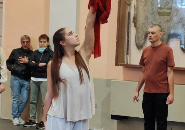Un tè nel deserto teatro gaza Olgiate 