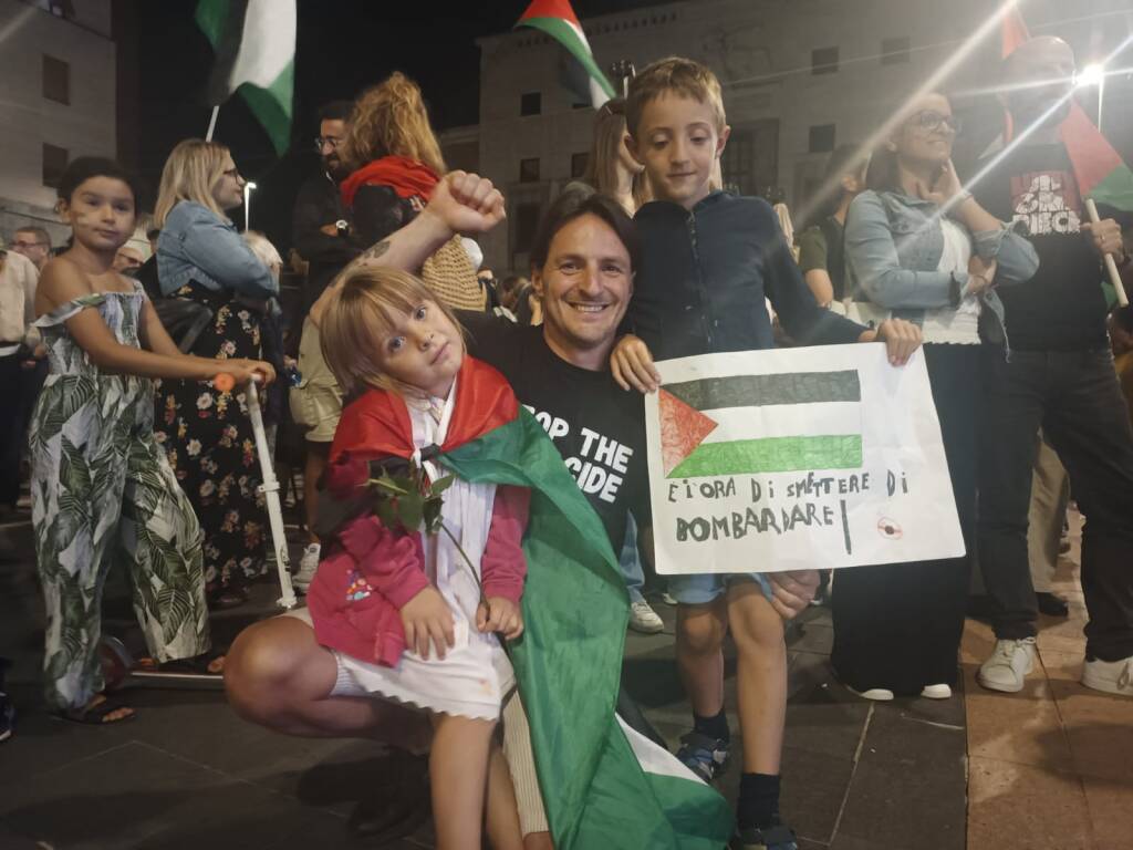Varese in piazza per Gaza Palestina