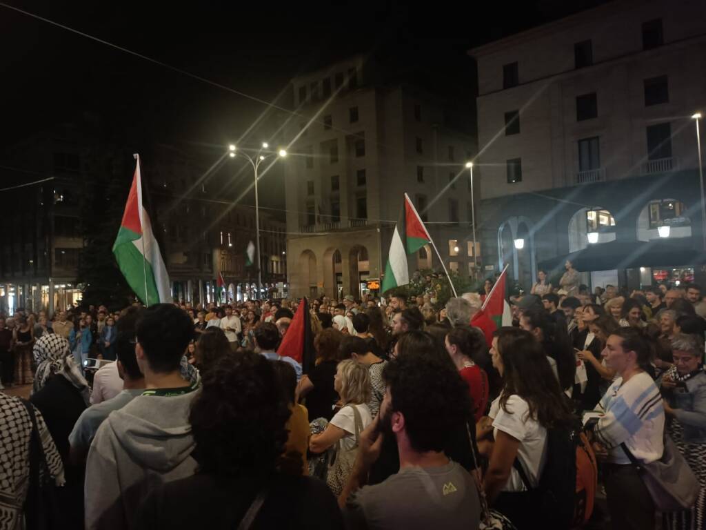 Varese in piazza per Gaza Palestina