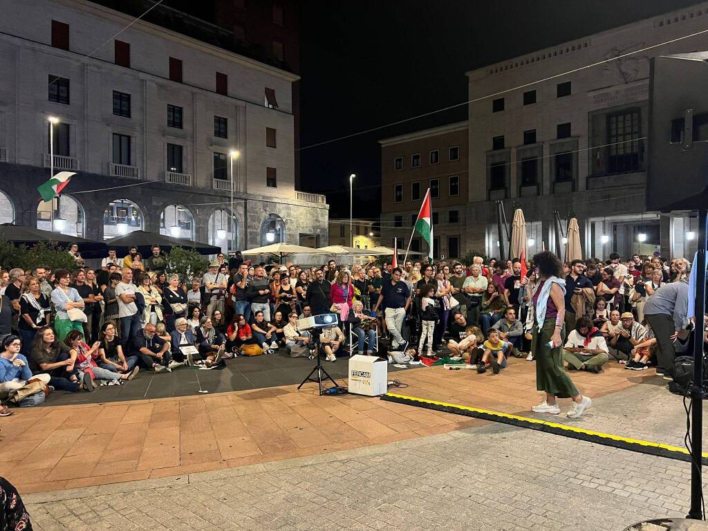 Varese in piazza per Gaza Palestina