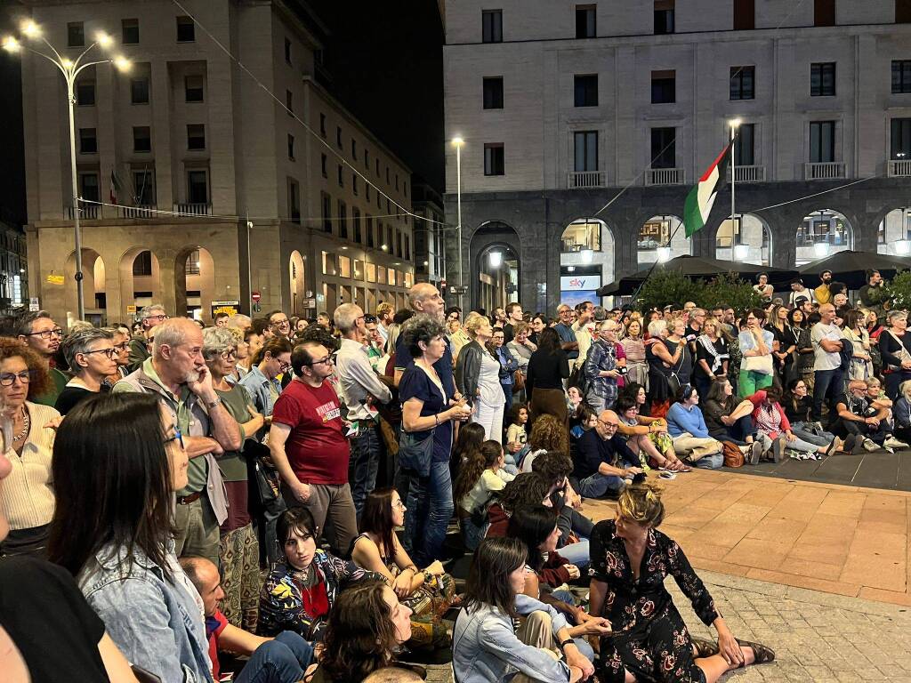 Varese in piazza per Gaza Palestina