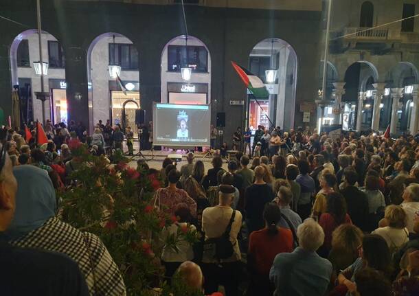 Varese in piazza per Gaza Palestina