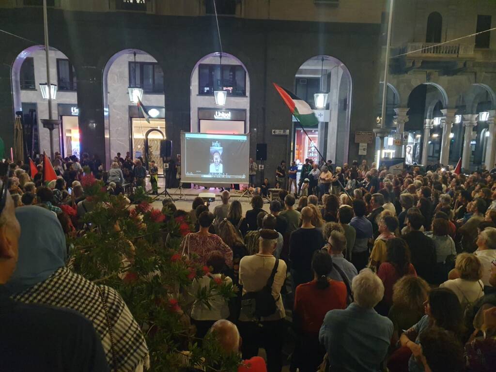 Varese in piazza per Gaza Palestina
