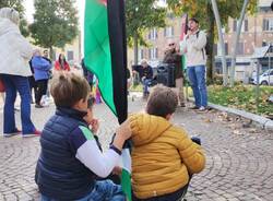 A Parabiago il presidio per la pace con Paolo Romano, attivista imbarcato sulla “Global Sumud Flotilla”
