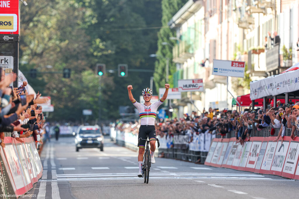 Una Tre Valli imperiale: Bernal attacca, Pogacar vince