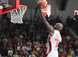 Openjobmetis Varese - EA7 Milano 61-94