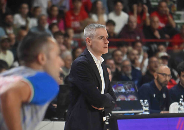 Openjobmetis Varese - EA7 Milano 61-94