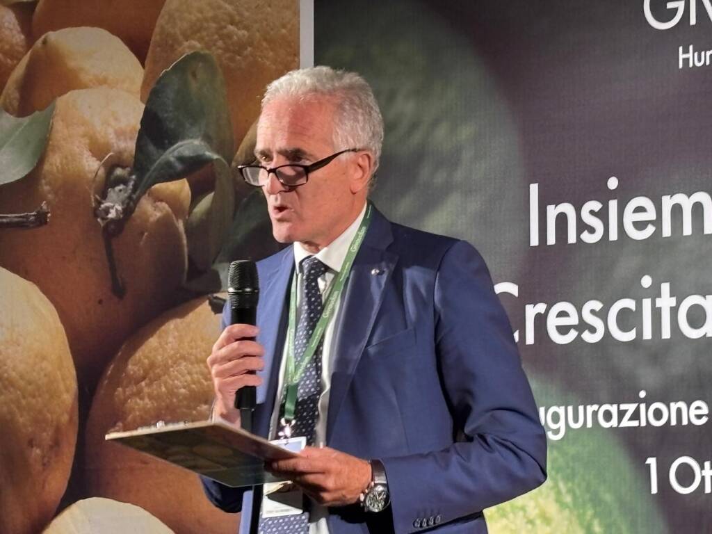Caronno Pertusella - L'inaugurazione del nuovo reparto produttivo alla Givaudan