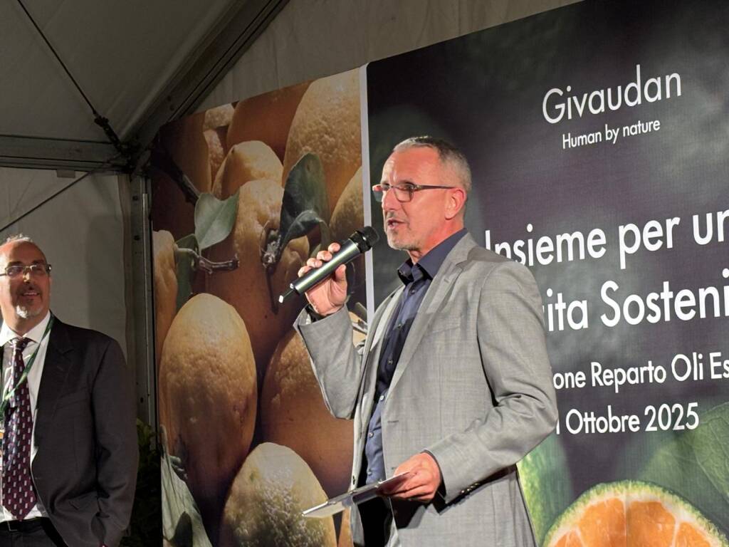 Caronno Pertusella - L'inaugurazione del nuovo reparto produttivo alla Givaudan