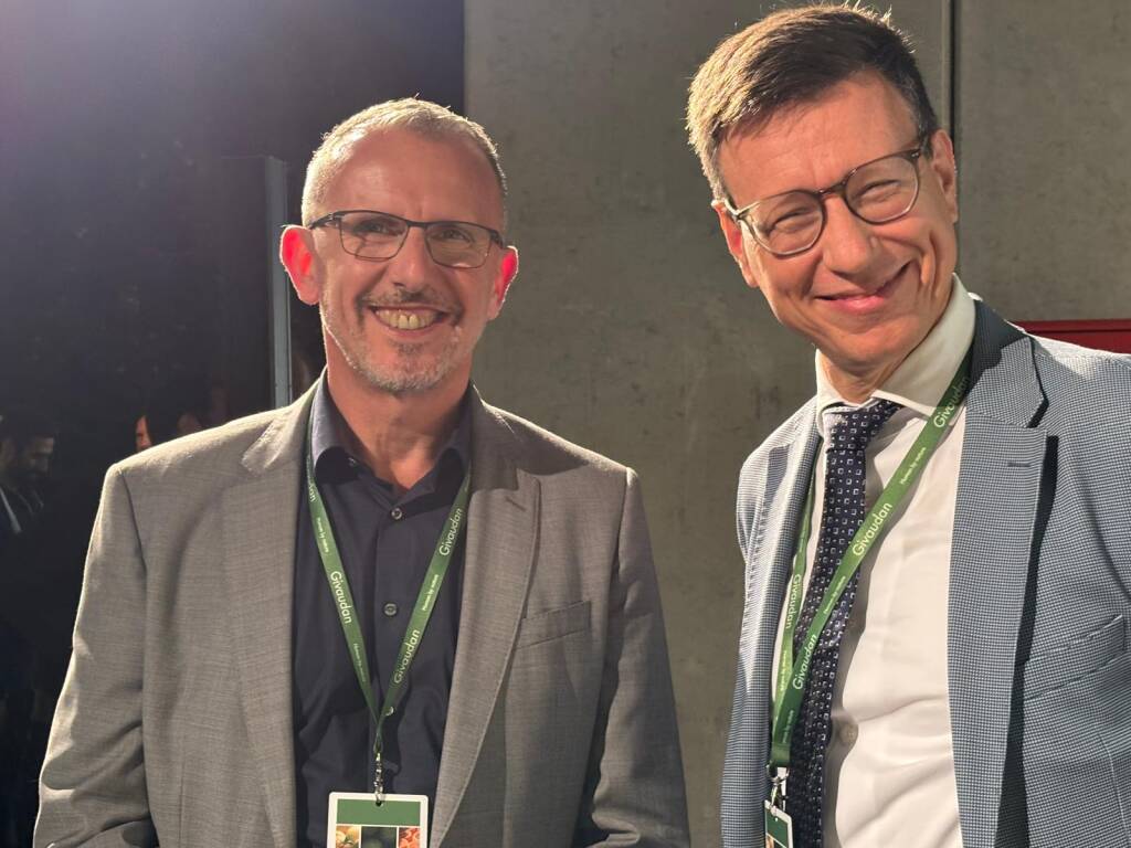 Caronno Pertusella - L'inaugurazione del nuovo reparto produttivo alla Givaudan