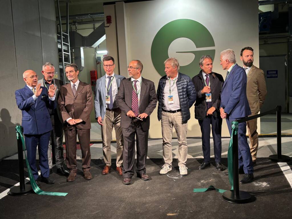 Caronno Pertusella - L'inaugurazione del nuovo reparto produttivo alla Givaudan