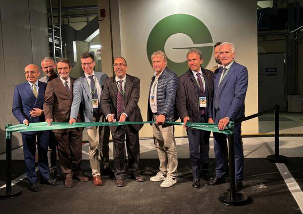 Caronno Pertusella - L'inaugurazione del nuovo reparto produttivo alla Givaudan