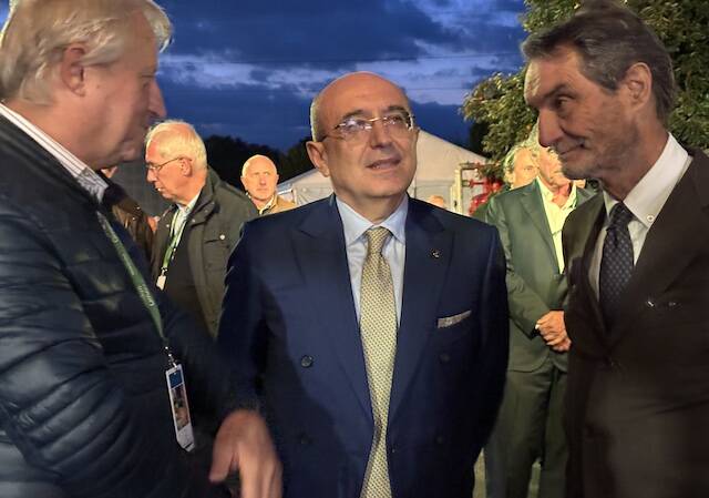 Caronno Pertusella - L'inaugurazione del nuovo reparto produttivo alla Givaudan