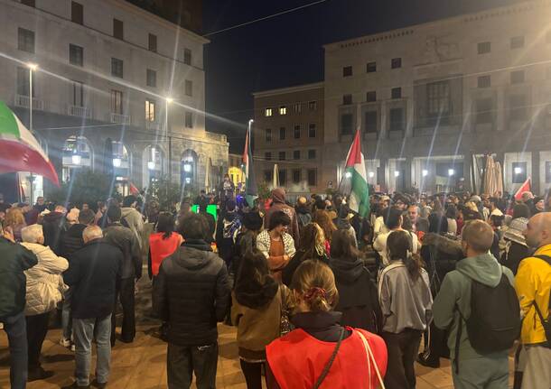 Cento piazze per la Palestina: la protesta a Varese