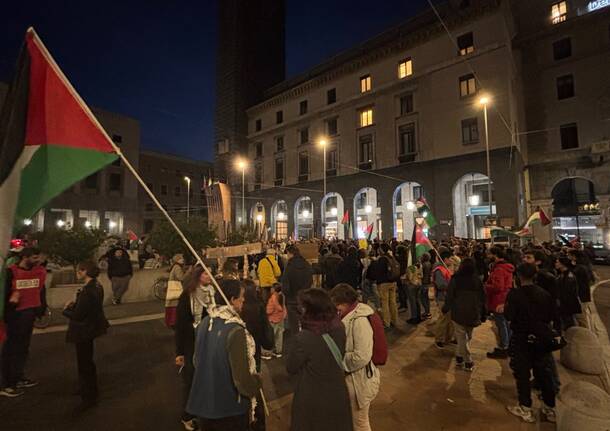 Cento piazze per la Palestina: la protesta a Varese