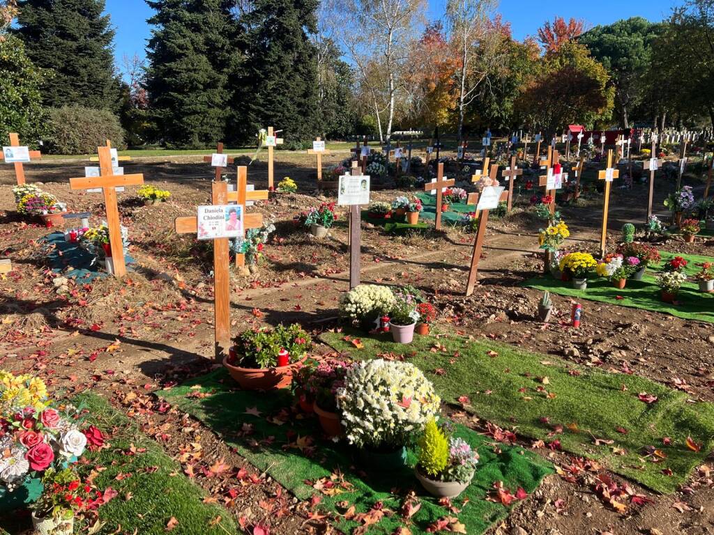 Cimitero Parco a Legnano, il campo San Marco "in stato di abbandono"