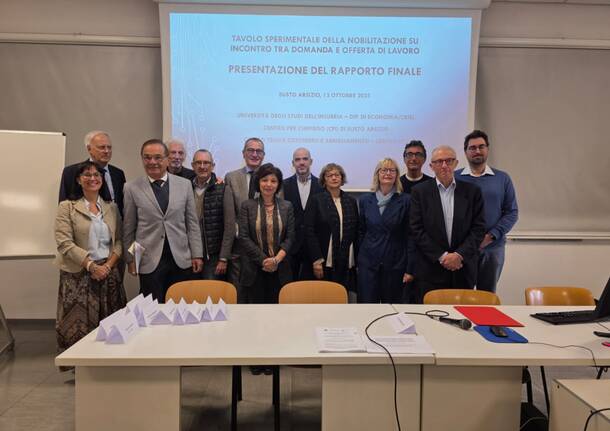 conferenza tavolo sperimentale insubria