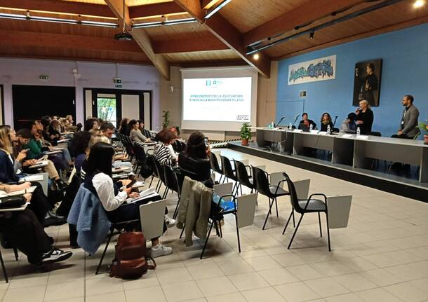 Il convegno sulla Riforma Cartabia al Liceo Curie di Tradate – Le foto