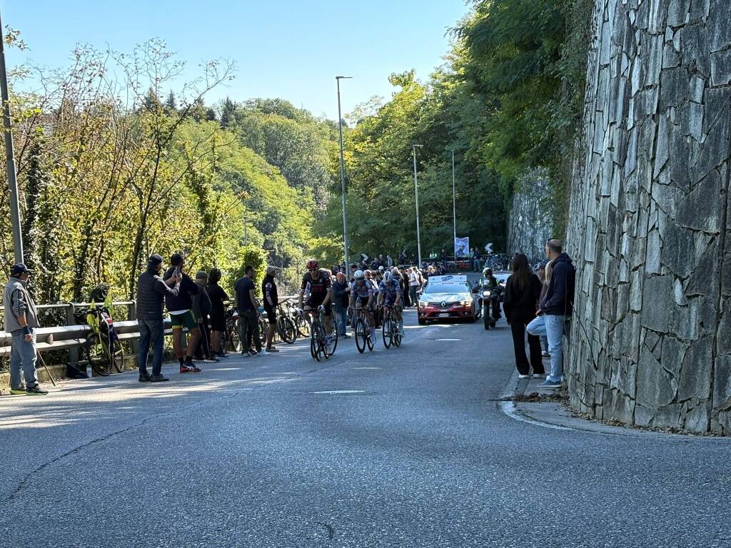 Coppa Bernocchi: il primo passaggio al Piccolo Stelvio 