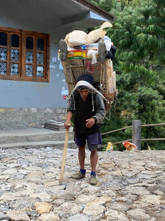 Dario Nepalese - San Luckla