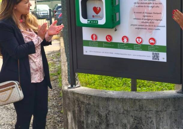 Varese ricorda l’infermiere Giuseppe Santopolo con un defibrillatore donato alla città