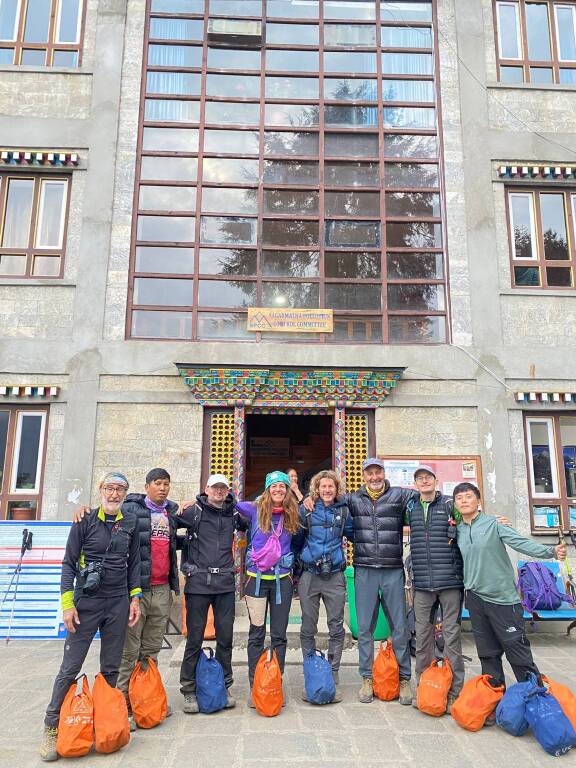 Diario Nepalese 2025 - Beneficienza, ecologia e traffico