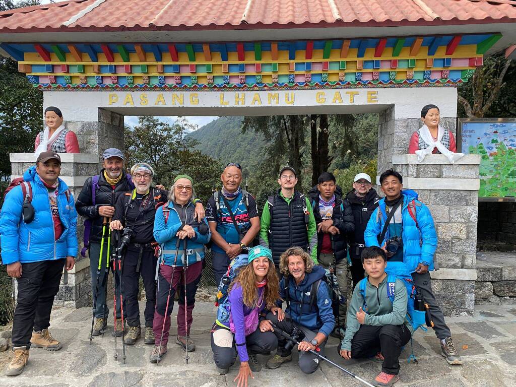 Diario Nepalese 2025 - Beneficienza, ecologia e traffico