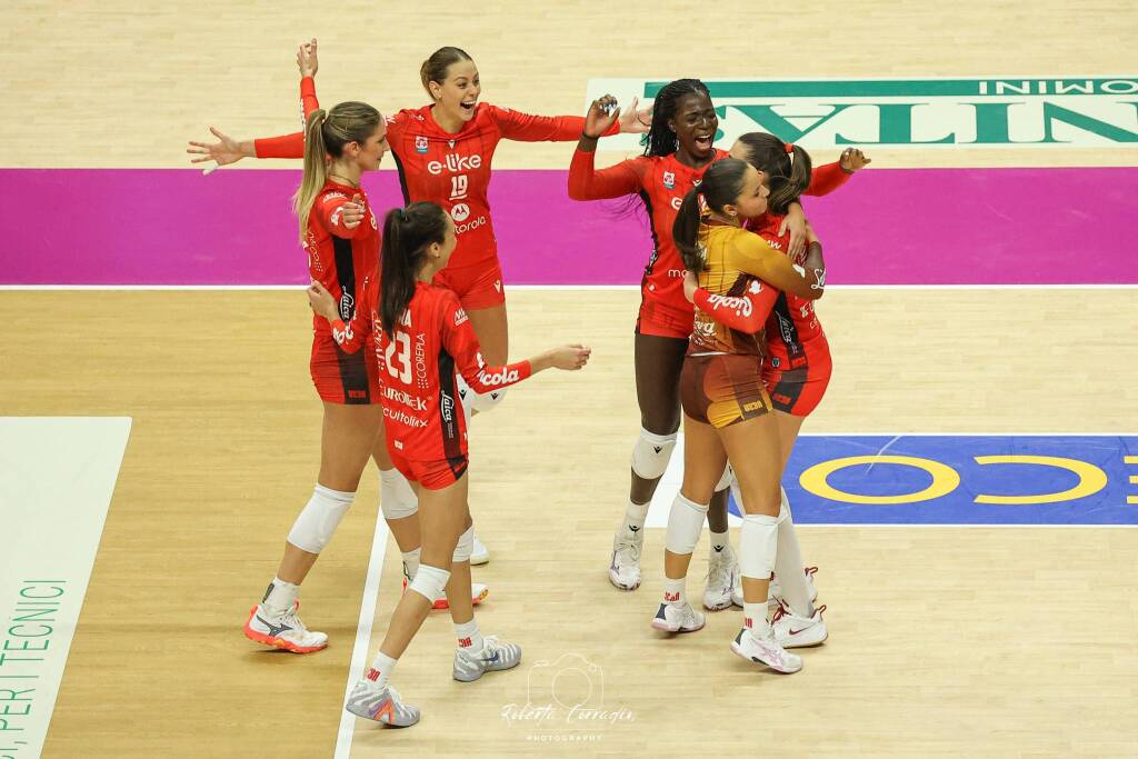 Eurotek Laica UYBA - Imoco Volley Conegliano 