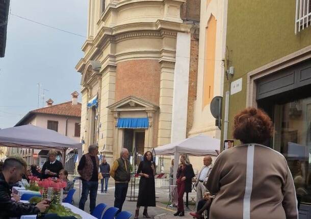 Festa e sfilata a Cerro Maggiore all’insegna della comunità e del suo benessere