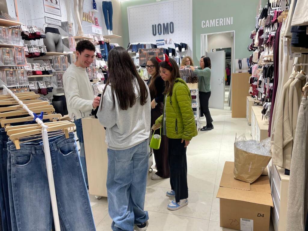 Halloween con i commercianti del centro di Legnano 