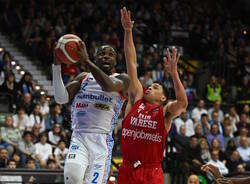 ike iroegbu treviso | foto Treviso Basket-Grigolin