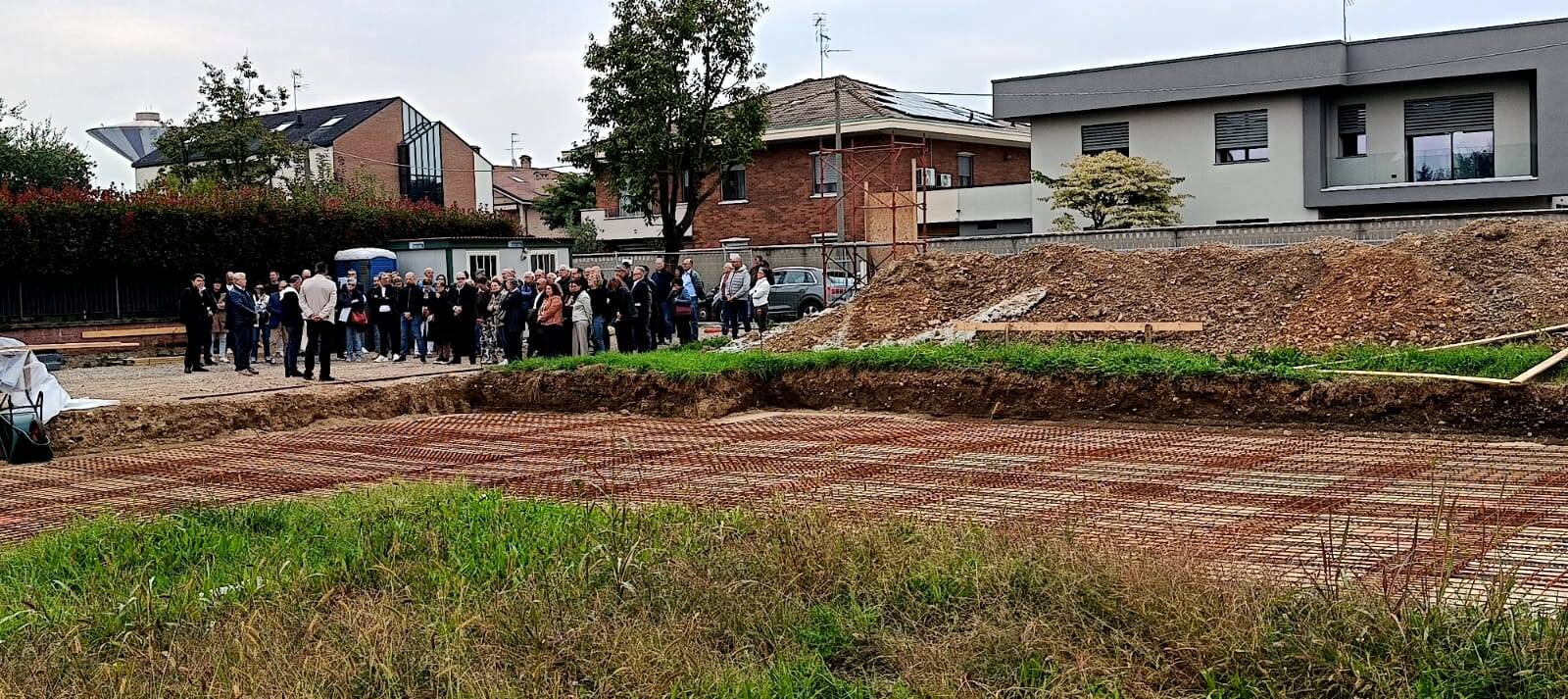 Inaugurato il cantiere di “Casa, Insieme” a Caronno Pertusella