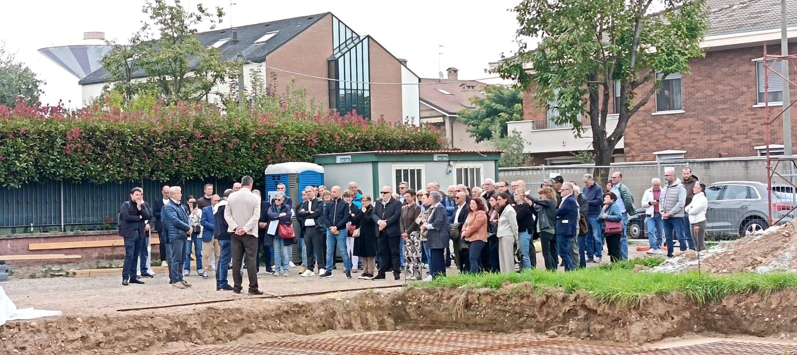Inaugurato il cantiere di “Casa, Insieme” a Caronno Pertusella