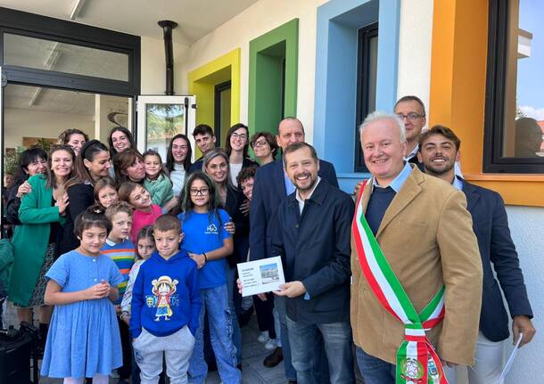 L’inaugurazione del nuovo asilo Ugo Bassi di Inarzo