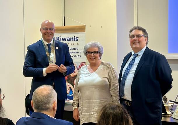 Kiwanis gallarate passaggio consegne