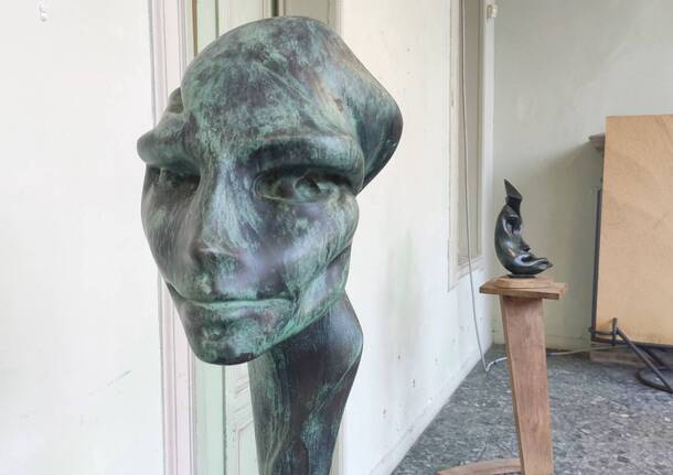 La bellezza che nasce dalle scorie dell'anima, l'arte di Mario da Corgeno a Ternate