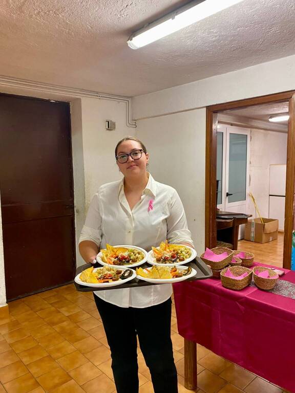 La cena della salute a Buguggiate per Valbossa in rosa