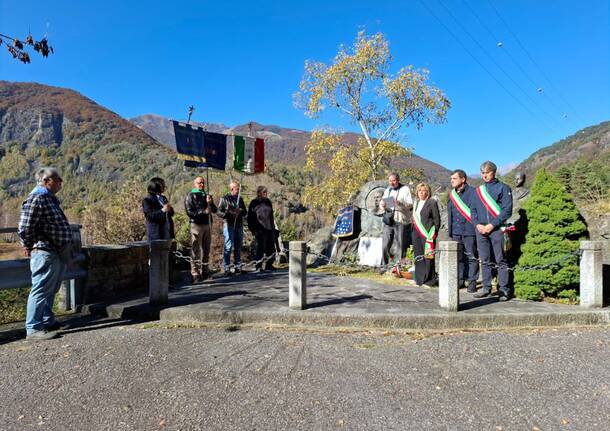 La commemorazione di Alfredo Di Dio e dei "partigiani azzurri"