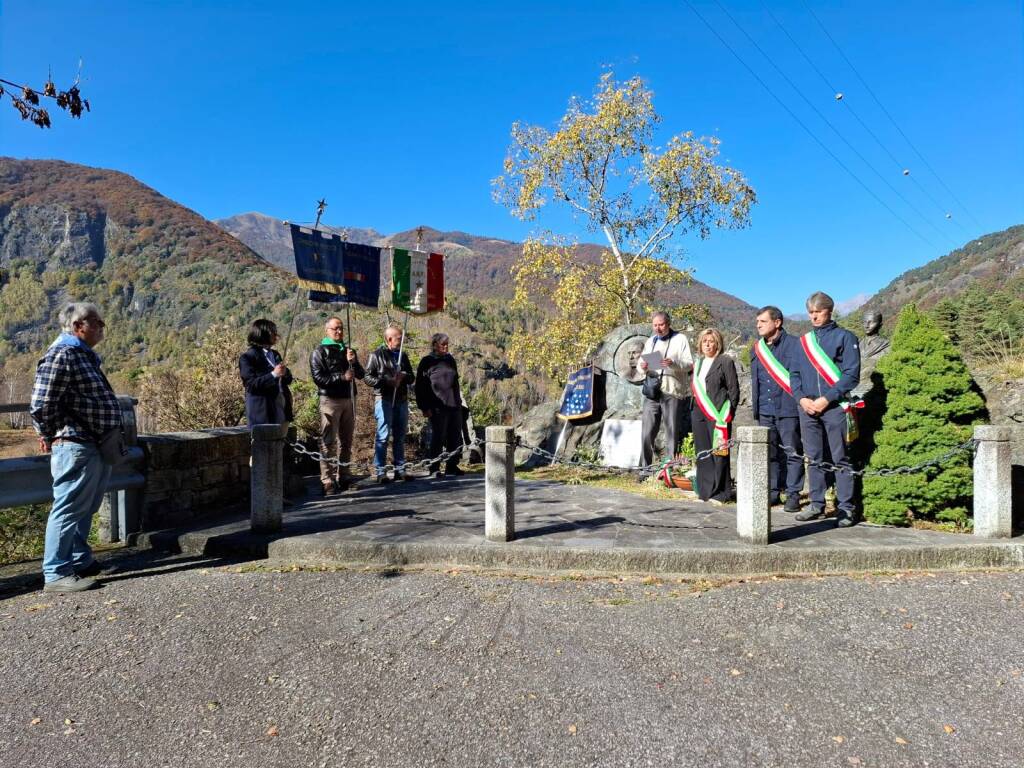 La commemorazione di Alfredo Di Dio e dei "partigiani azzurri"