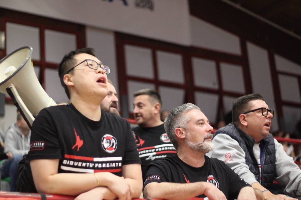 La sfida tra Legnano Basket e Fulgor Fidenza alla Soevis Arena 