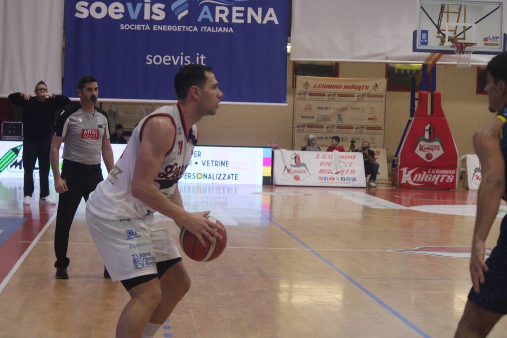 La sfida tra Legnano Basket e Fulgor Fidenza alla Soevis Arena 