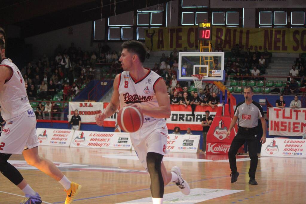 Legnano Basket sfida Piazza Armerina - Foto By Bernasconi