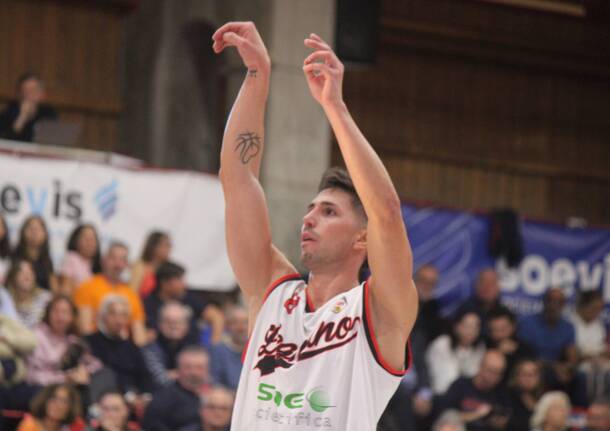 Legnano Basket sfida Piazza Armerina - Foto By Bernasconi